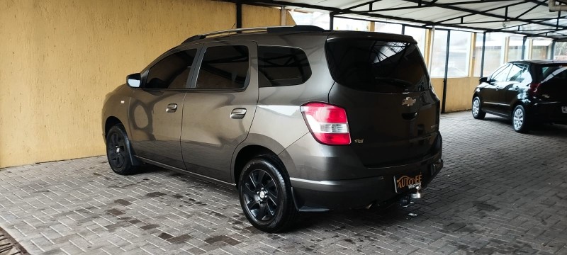 SPIN 1.8 LTZ 8V FLEX 4P MANUAL - 2014 - CANELA