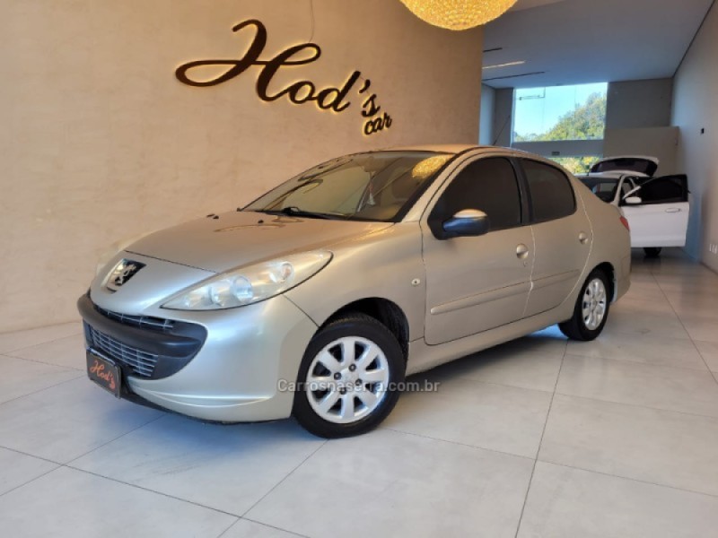 207 1.4 SEDAN XR PASSION 8V FLEX 4P MANUAL - 2011 - CANELA