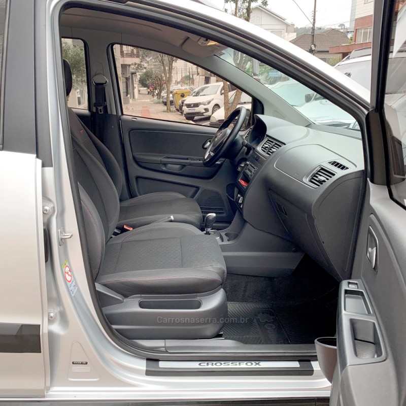 CROSSFOX 1.6 MI FLEX 8V 4P AUTOMATIZADO - 2013 - FLORES DA CUNHA