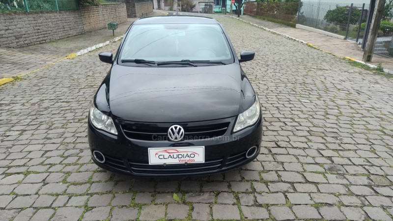 VOYAGE 1.0 MI TRENDLINE 8V FLEX 4P MANUAL - 2011 - BENTO GONçALVES