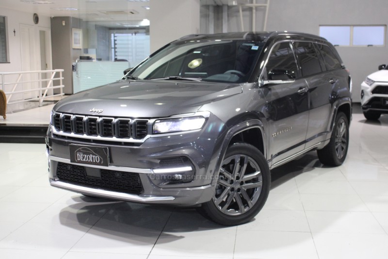 commander 2.0 overland hurricane 4x4 turbo gasolina 4p automatico 2025 caxias do sul