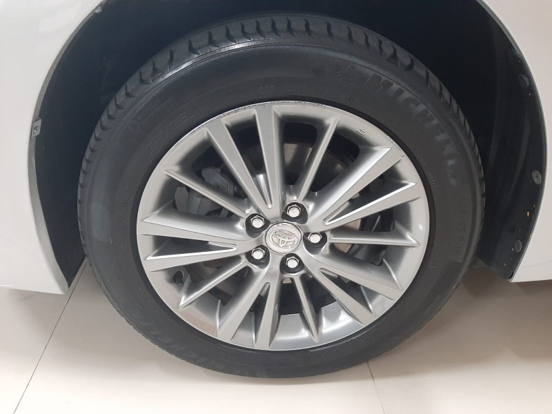 COROLLA 2.0 XEI 16V FLEX 4P AUTOMÁTICO - 2017 - CAXIAS DO SUL