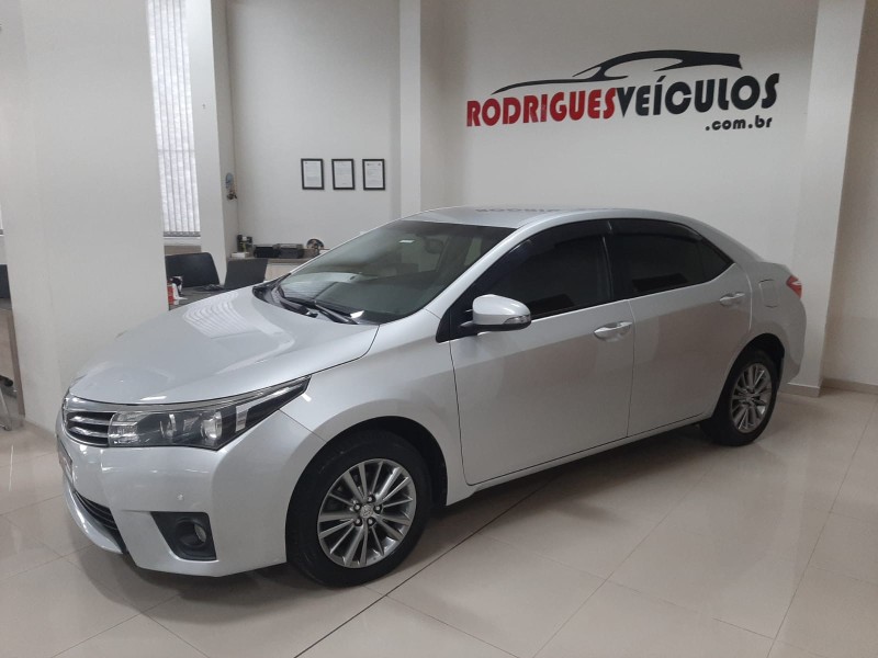 COROLLA 2.0 XEI 16V FLEX 4P AUTOMÁTICO - 2017 - CAXIAS DO SUL