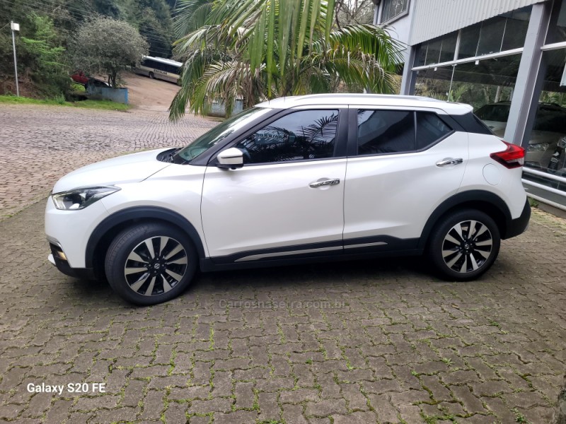 KICKS 1.6 16V FLEX SL 4P XTRONIC - 2018 - NOVA PRATA