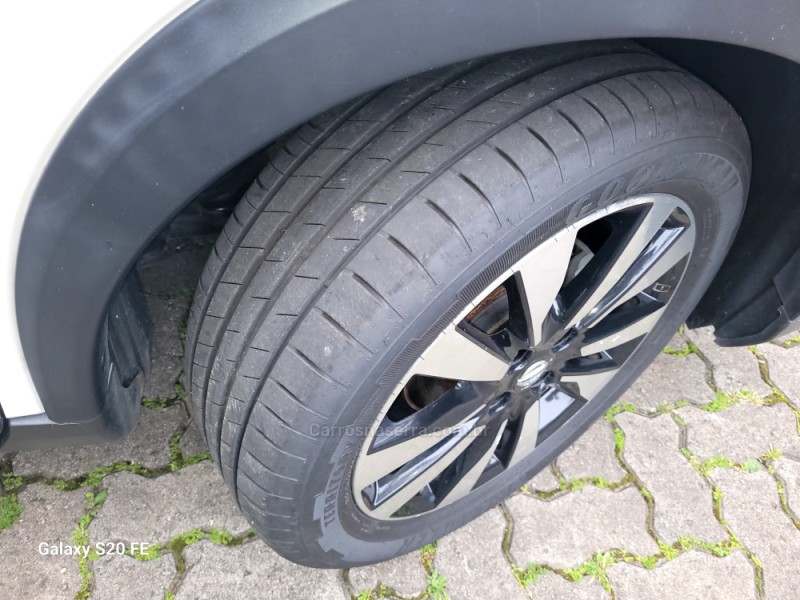 KICKS 1.6 16V FLEX SL 4P XTRONIC - 2018 - NOVA PRATA