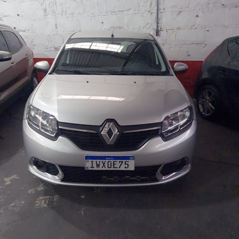 sandero 1.6 dynamique easy r 16v flex 4p automatico 2015 caxias do sul