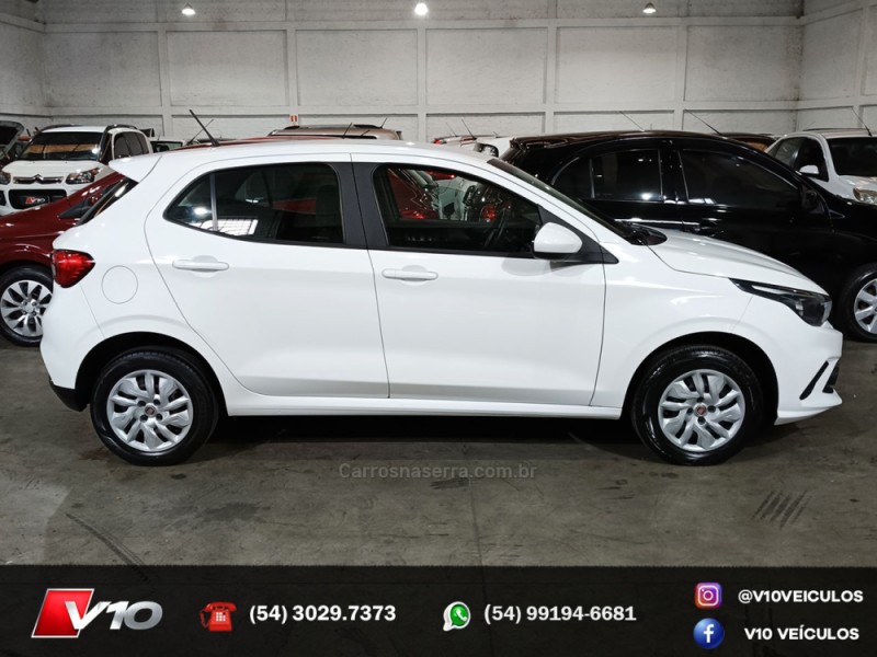 ARGO 1.0 FIREFLY FLEX 4P MANUAL - 2018 - CAXIAS DO SUL