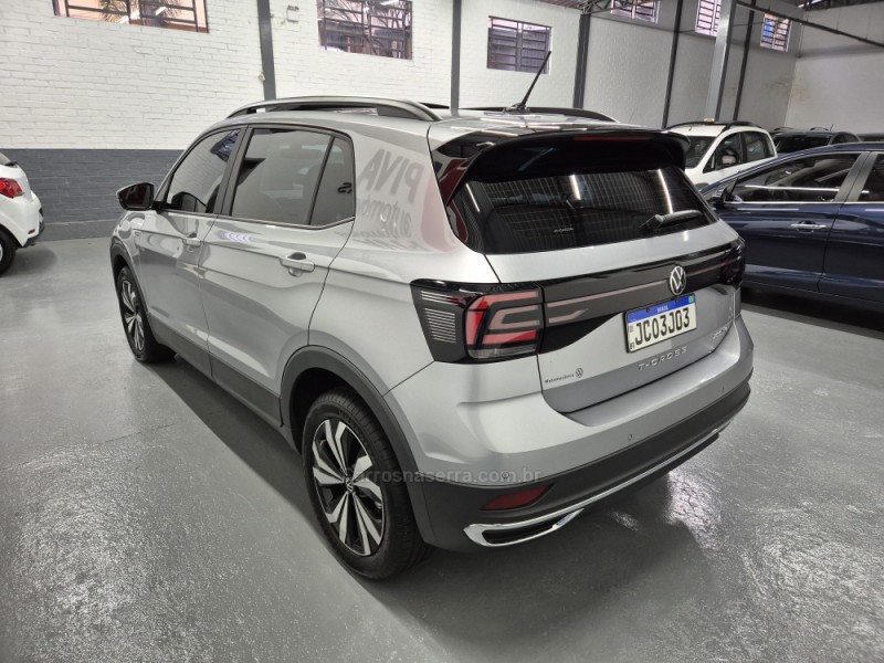 T-CROSS 1.0 COMFORTLINE TSI FLEX 4P AUTOMÁTICO - 2024 - GARIBALDI
