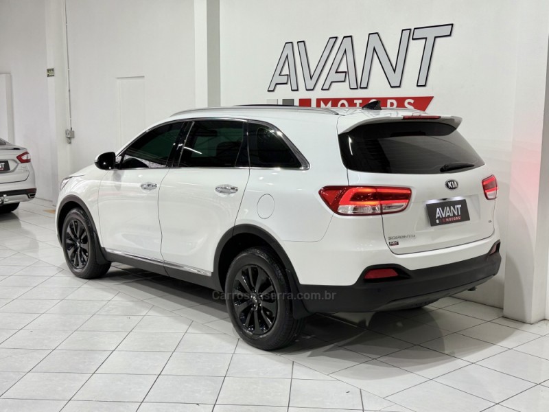 SORENTO 3.3 EX V6 24V GASOLINA 4P 7 LUGARES AUTOMATICO - 2016 - NOVO HAMBURGO