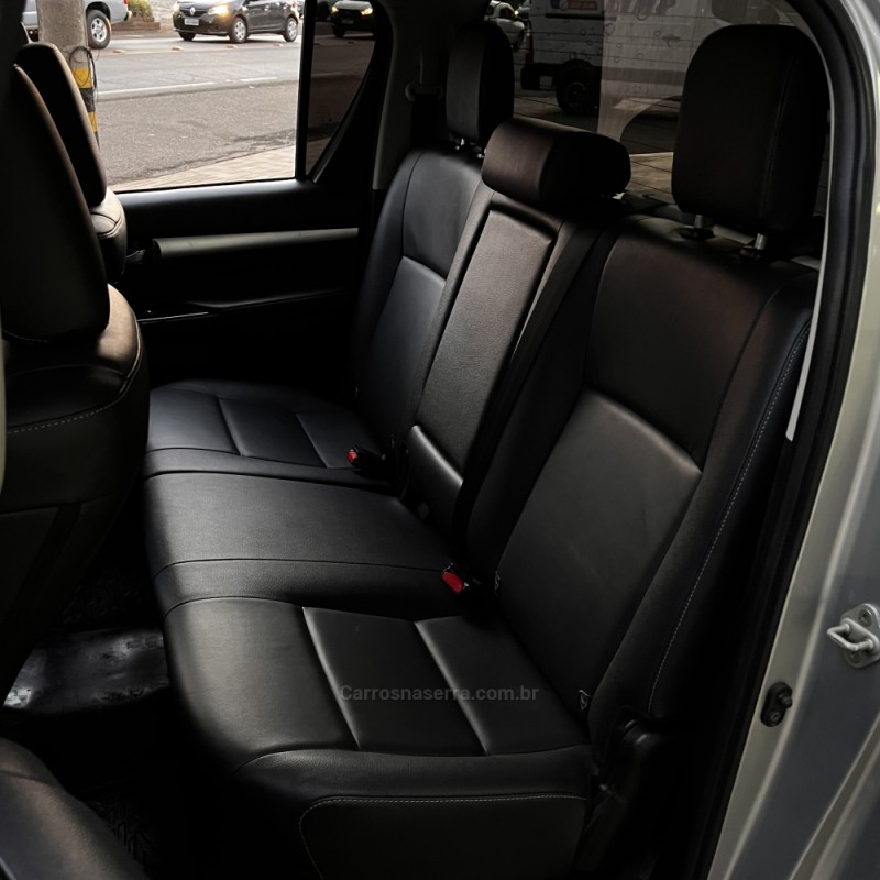 HILUX 2.8 SRV 4X4 CD 16V DIESEL 4P AUTOMÁTICO - 2022 - VACARIA