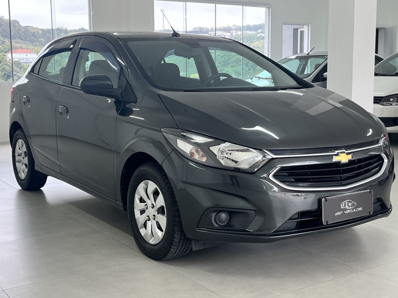 ONIX 1.0 LT PLUS 8V FLEX 4P MANUAL - 2017 - BENTO GONçALVES