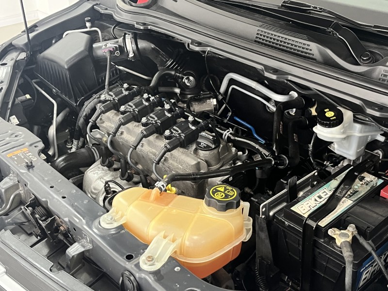 ONIX 1.0 LT PLUS 8V FLEX 4P MANUAL - 2017 - BENTO GONçALVES