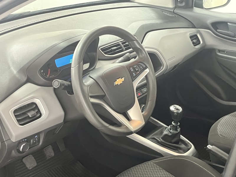 ONIX 1.0 LT PLUS 8V FLEX 4P MANUAL - 2017 - BENTO GONçALVES