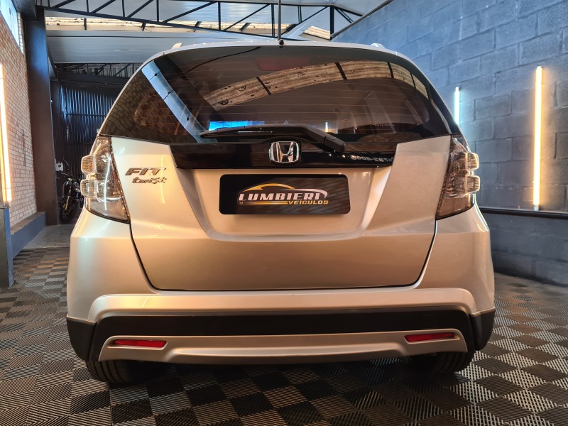 FIT 1.5 TWIST 16V FLEX 4P MANUAL - 2013 - FARROUPILHA