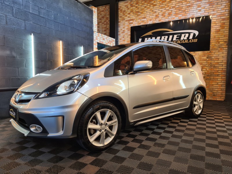 FIT 1.5 TWIST 16V FLEX 4P MANUAL - 2013 - FARROUPILHA