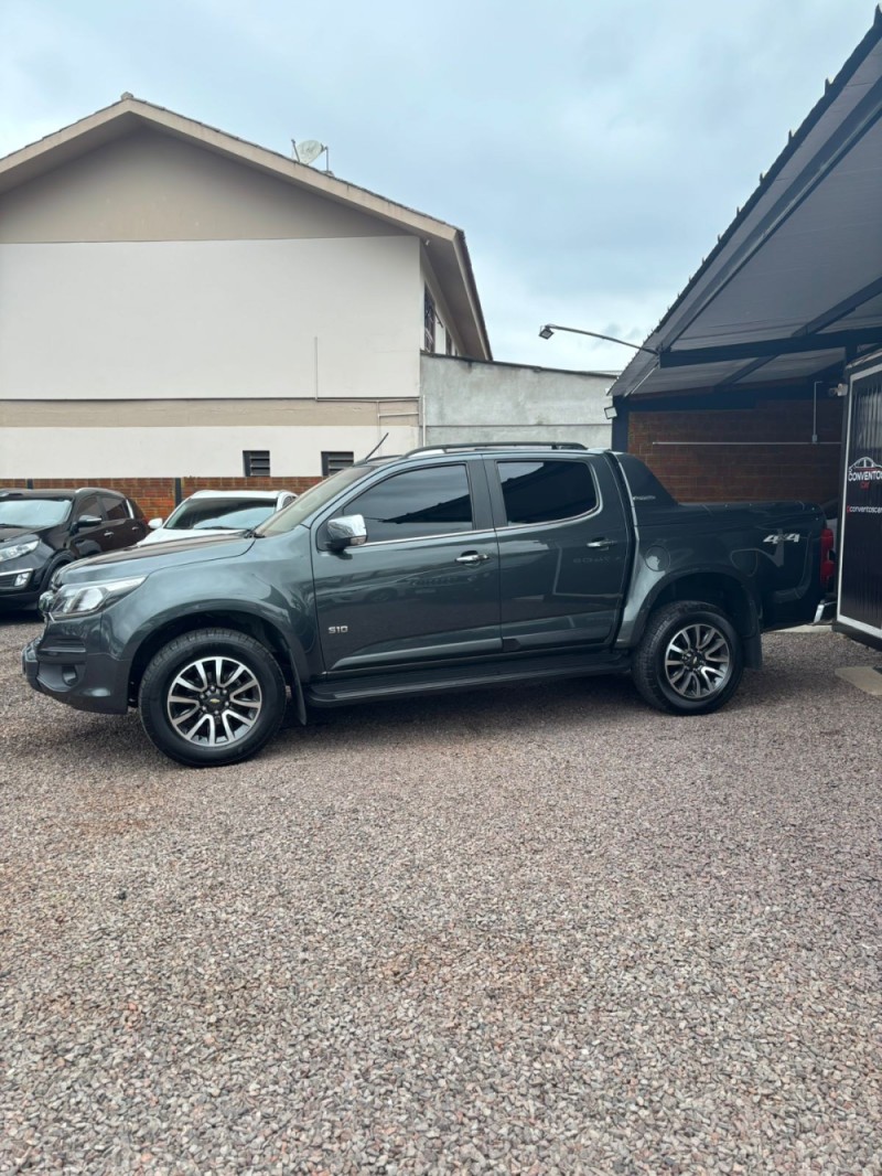S10 2.8 HIGH COUNTRY 4X4 CD 16V TURBO DIESEL 4P AUTOMÁTICO - 2017 - LAJEADO
