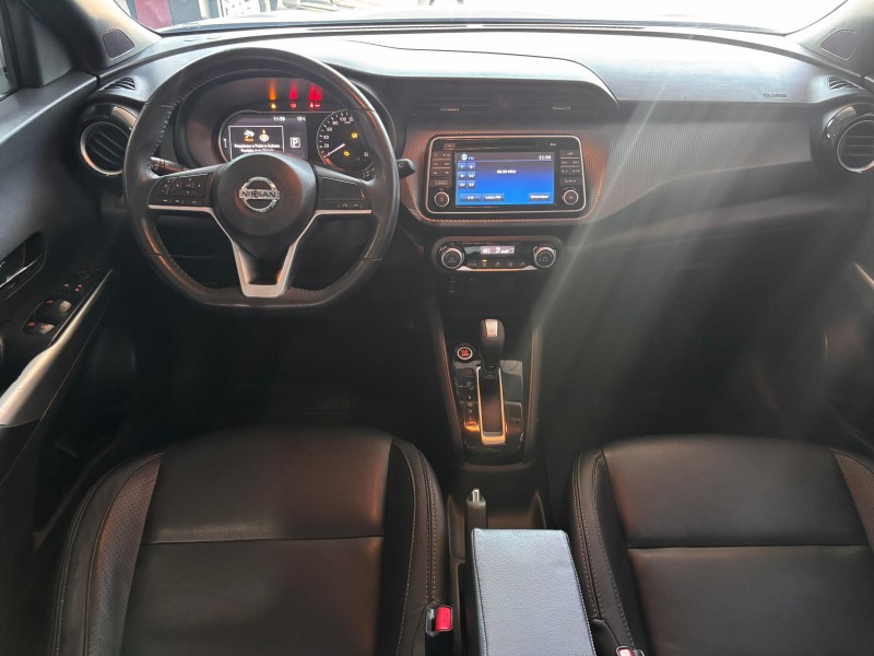 KICKS 1.6 16V FLEX SV LIMITED 4P AUTOMÁTICO - 2017 - CAXIAS DO SUL