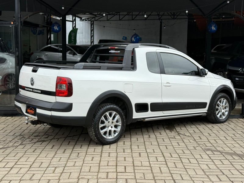 SAVEIRO 1.6 CROSS CE 16V FLEX 2P MANUAL - 2014 - LAGOA VERMELHA