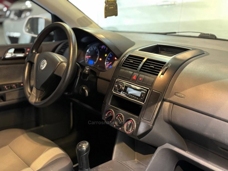 POLO 1.6 MI SPORTLINE 8V FLEX 4P MANUAL - 2010 - ESTâNCIA VELHA