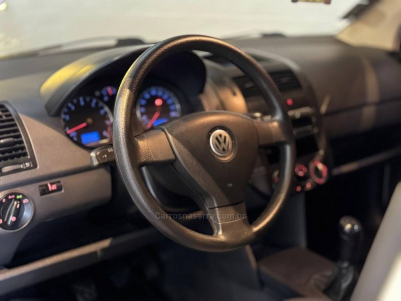 POLO 1.6 MI SPORTLINE 8V FLEX 4P MANUAL - 2010 - ESTâNCIA VELHA
