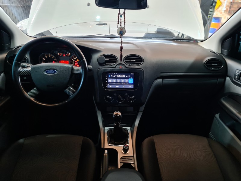 FOCUS 1.6 GLX SEDAN 16V FLEX 4P MANUAL - 2013 - FARROUPILHA