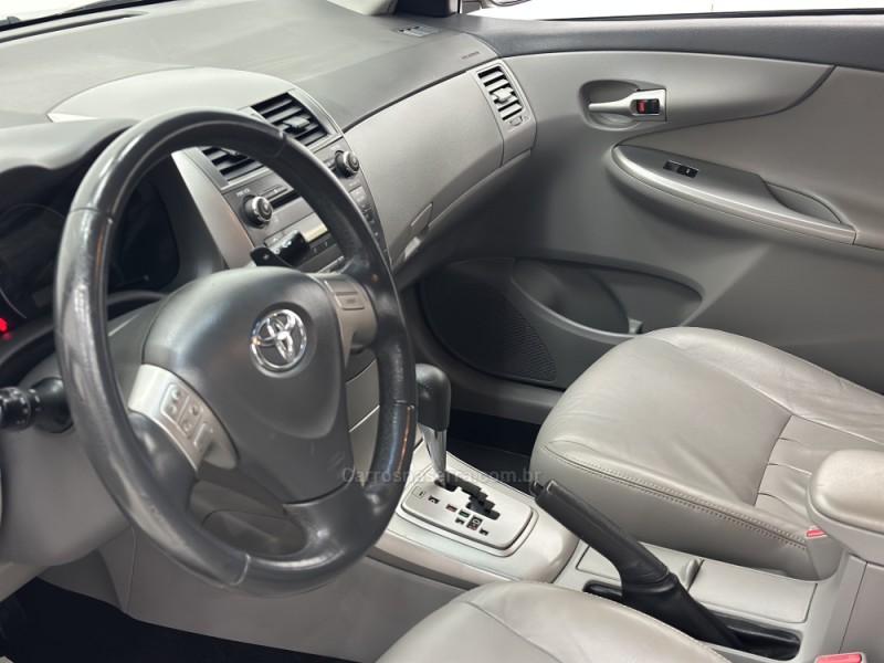 COROLLA 2.0 XEI 16V FLEX 4P AUTOMÁTICO - 2011 - SANTA CRUZ DO SUL