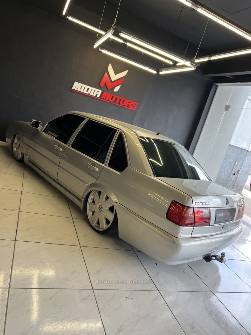 SANTANA 2.0 MI COMFORTLINE 8V GASOLINA 4P MANUAL - 2000 - CAXIAS DO SUL