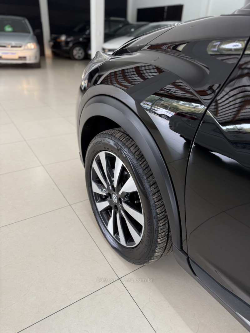 KICKS 1.6 16V FLEX SV LIMITED 4P AUTOMÁTICO - 2021 - FARROUPILHA