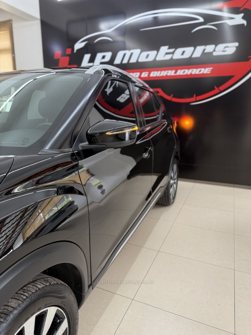 KICKS 1.6 16V FLEX SV LIMITED 4P AUTOMÁTICO - 2021 - FARROUPILHA