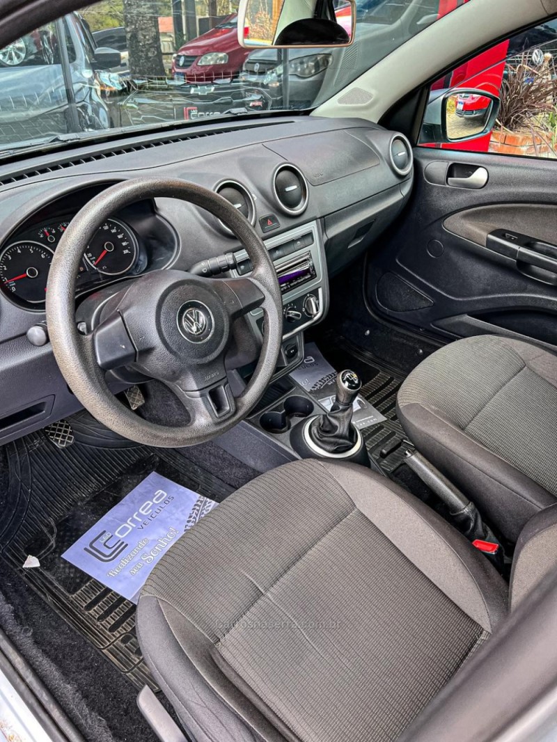 VOYAGE 1.0 MI CITY 8V FLEX 4P MANUAL - 2014 - CANELA
