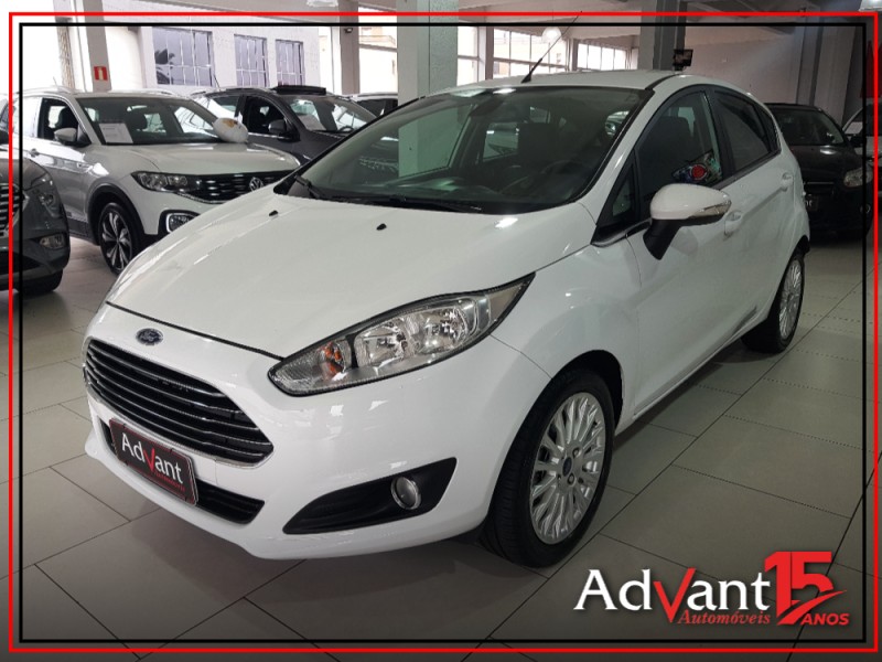 FIESTA 1.6 TITANIUM HATCH 16V FLEX 4P AUTOMÁTICO