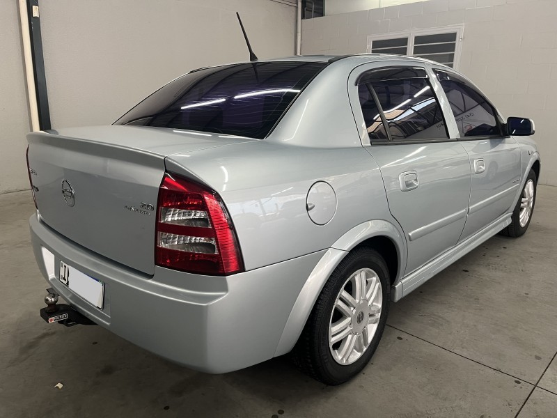 ASTRA 2.0 MPFI ELEGANCE SEDAN 8V FLEX 4P MANUAL - 2006 - CAXIAS DO SUL