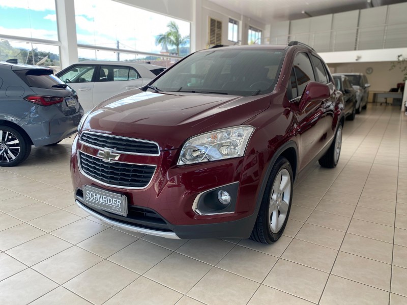 TRACKER 1.8 MPFI LTZ 4X2 16V FLEX 4P AUTOMÁTICO - 2015 - NOVA PETRóPOLIS