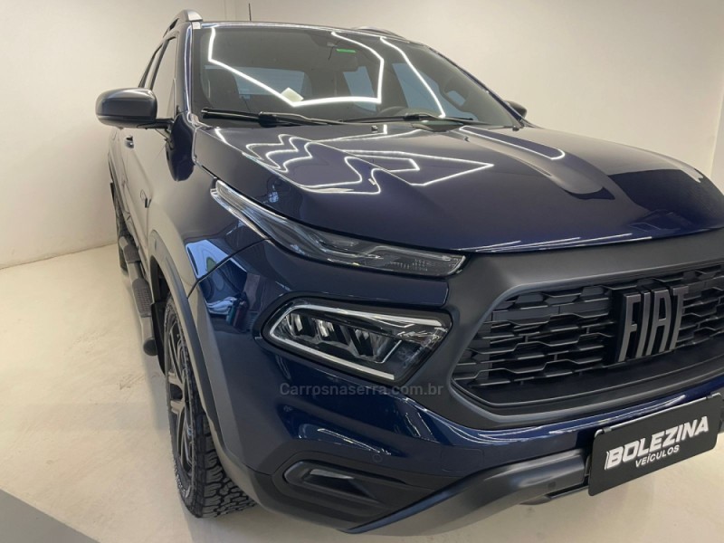 TORO 2.0 16V ULTRA 4X4 AT9 DIESEL 4P AUTOMÁTICO - 2022 - NOVO HAMBURGO