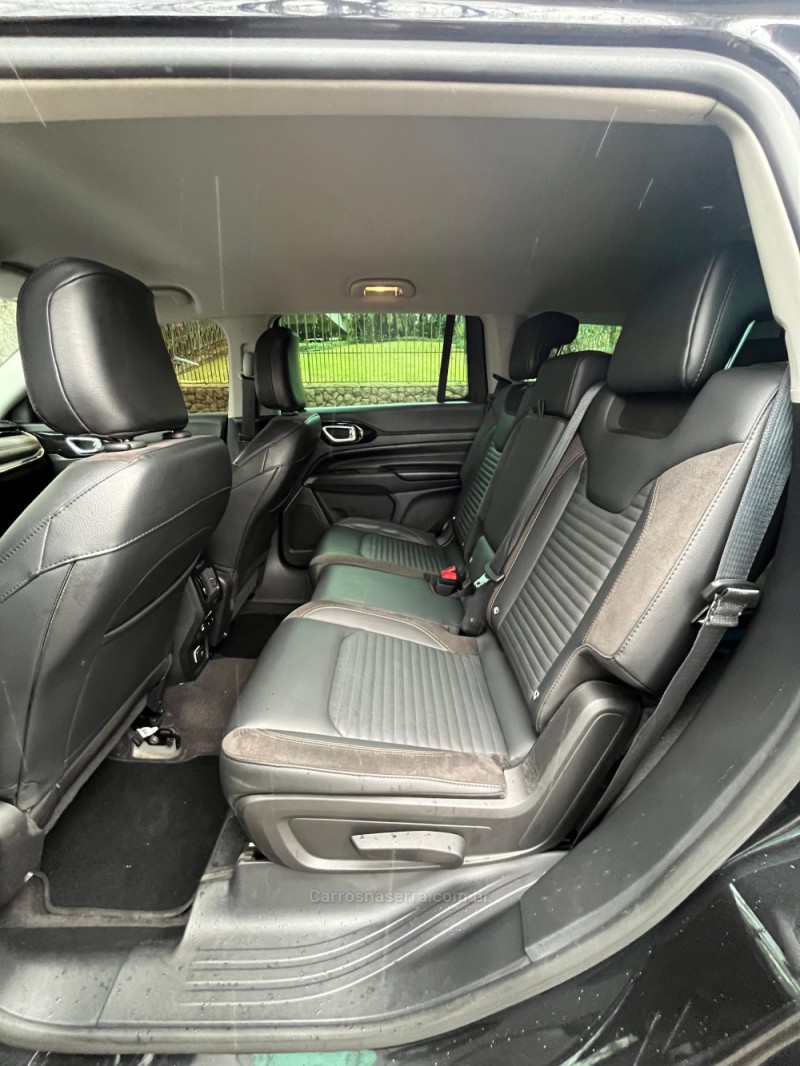 COMMANDER 1.3 LIMITED T270 16V 4X2 TURBO FLEX 4P AUTOMÁTICO - 2022 - ERECHIM