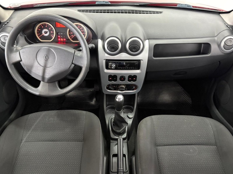 SANDERO 1.6 STEPWAY 16V FLEX 4P MANUAL - 2011 - FARROUPILHA