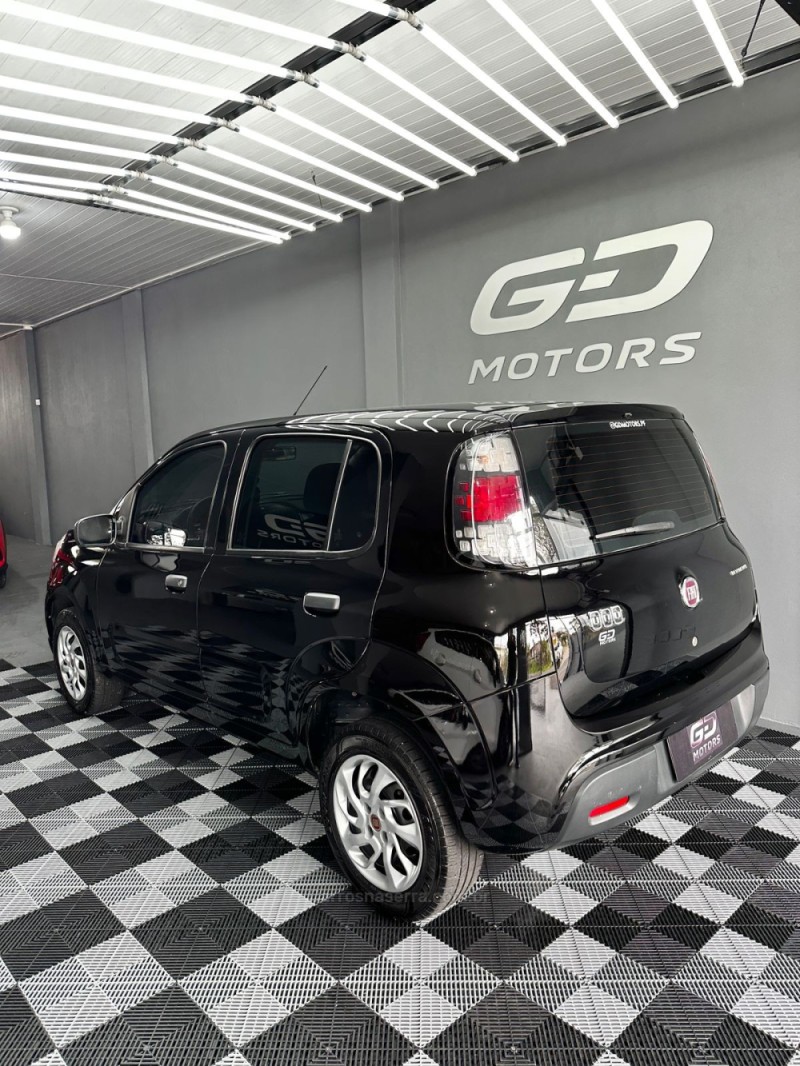 UNO 1.0 EVO ATTRACTIVE 8V FLEX 4P MANUAL - 2017 - PASSO FUNDO
