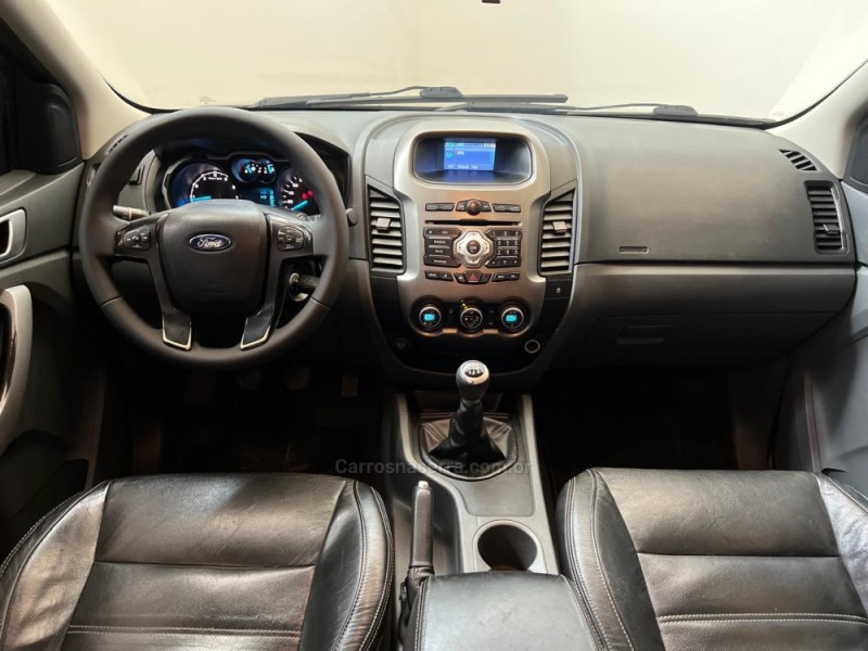 RANGER 2.5 XLT 4X2 CD 16V FLEX 4P MANUAL - 2014 - NOVO HAMBURGO