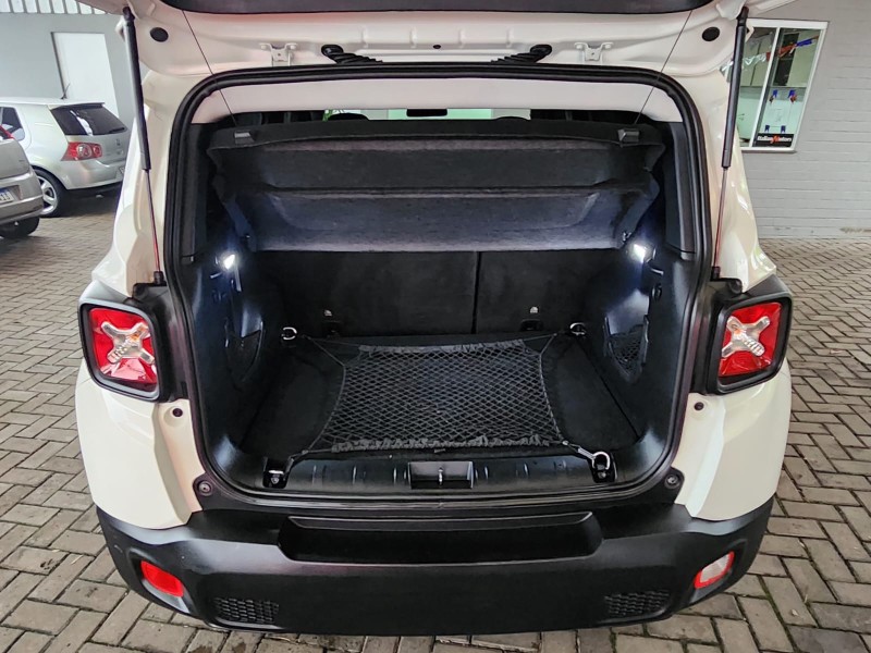 RENEGADE 1.8 16V FLEX LONGITUDE 4P AUTOMÁTICO - 2020 - CAXIAS DO SUL