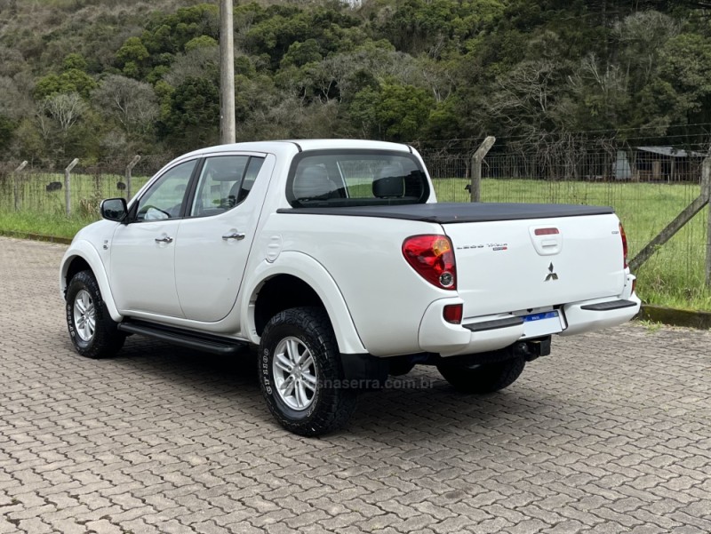 L200 TRITON 3.2 HPE 4X4 CD 16V TURBO INTERCOOLER DIESEL 4P AUTOMÁTICO - 2014 - NOVA BASSANO