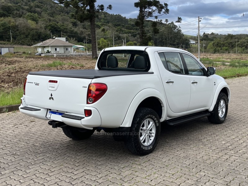 L200 TRITON 3.2 HPE 4X4 CD 16V TURBO INTERCOOLER DIESEL 4P AUTOMÁTICO - 2014 - NOVA BASSANO