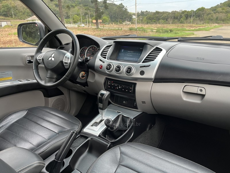 L200 TRITON 3.2 HPE 4X4 CD 16V TURBO INTERCOOLER DIESEL 4P AUTOMÁTICO - 2014 - NOVA BASSANO