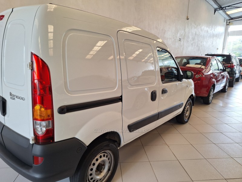 KANGOO 1.6 EXPRESSION 16V FLEX 4P MANUAL - 2018 - NOVO HAMBURGO