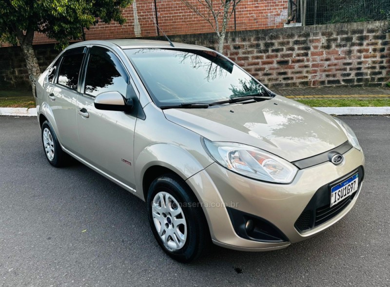 FIESTA 1.6 ROCAM SE SEDAN 8V FLEX 4P MANUAL - 2012 - FARROUPILHA