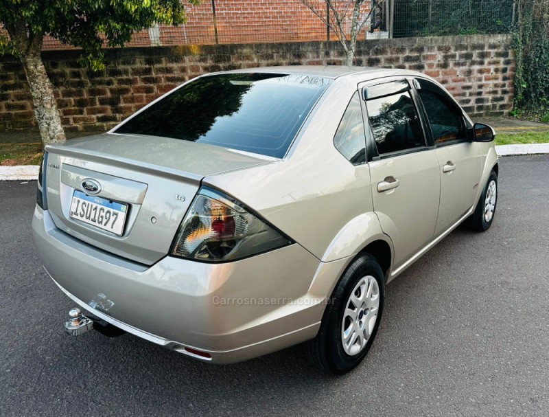 FIESTA 1.6 ROCAM SE SEDAN 8V FLEX 4P MANUAL - 2012 - FARROUPILHA