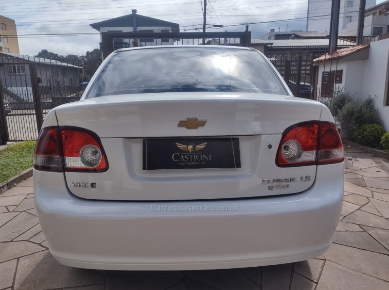 CLASSIC 1.0 MPFI LS 8V GASOLINA 4P MANUAL - 2014 - CAXIAS DO SUL