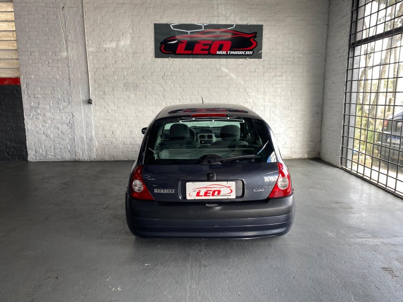 CLIO 1.0 PRIVILÉGE 16V FLEX 4P MANUAL - 2004 - CAXIAS DO SUL