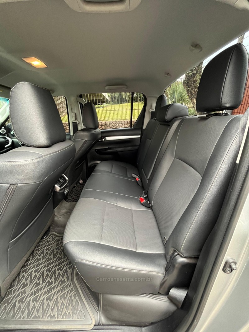 HILUX 2.8 SRX PLUS 4X4 CD TURBO DIESEL 4P AUTOMÁTICO - 2024 - ERECHIM