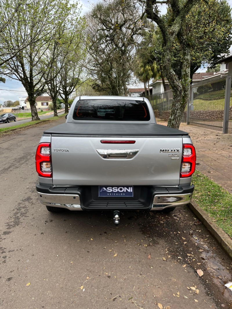 HILUX 2.8 SRX PLUS 4X4 CD TURBO DIESEL 4P AUTOMÁTICO - 2024 - ERECHIM