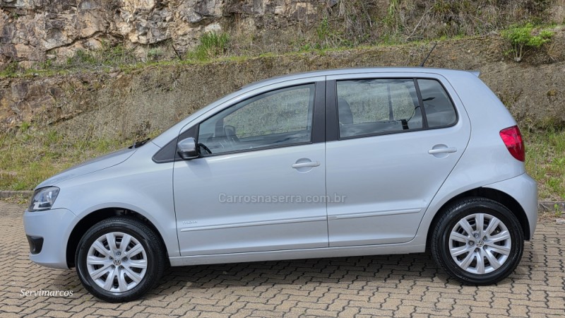 FOX 1.6 MI ITREND 8V FLEX 4P MANUAL - 2013 - SãO MARCOS